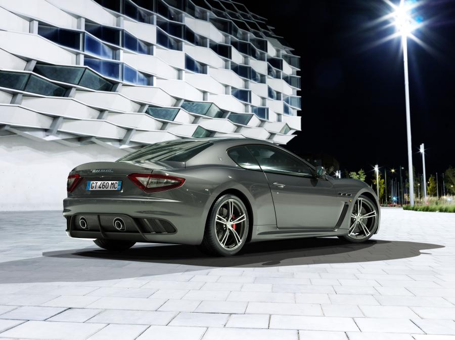  Maserati GranTurismo MC Stradale 2013 года  (фото 2 из 18)